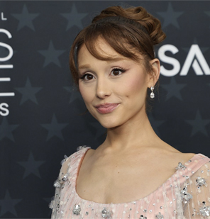 Ariana-Grande-Flute-Performance-Gina-Luciani